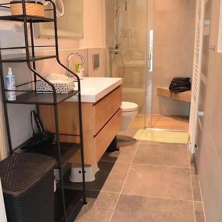 Fabelhafte Altbaumaisonette Mitten Im Ruhrgebiet Apartmán Bochum